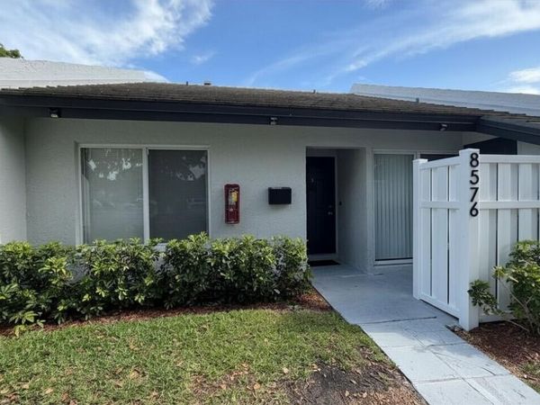 8576 NW 32nd Street, Coral Springs, FL 33065