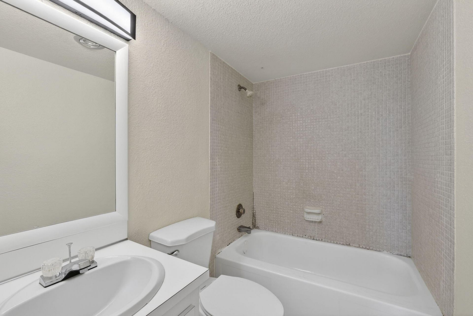 4174 Inverrary Drive, Unit 513, Lauderhill, FL 33319 Photo