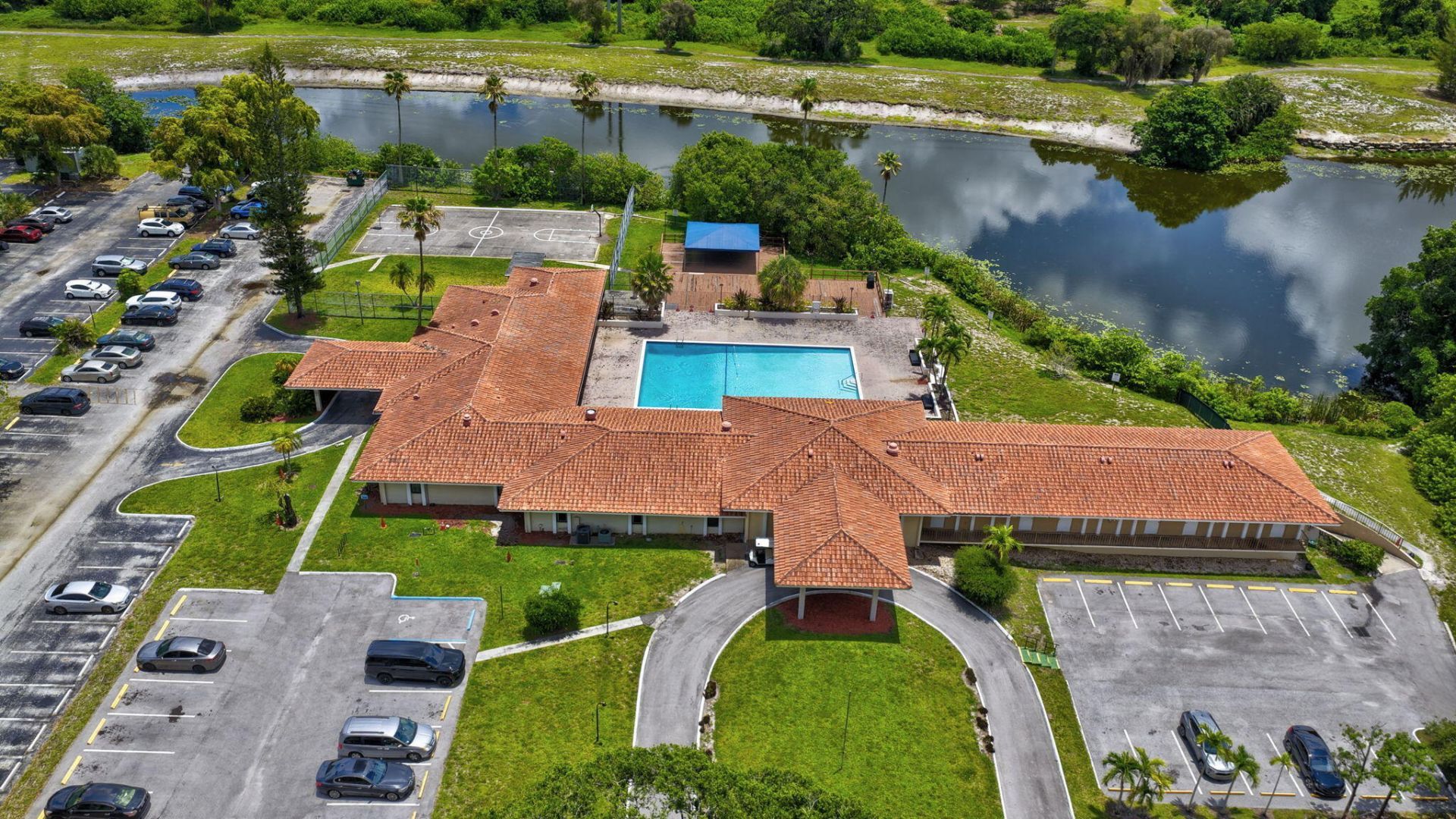 4174 Inverrary Drive, Unit 513, Lauderhill, FL 33319 Photo