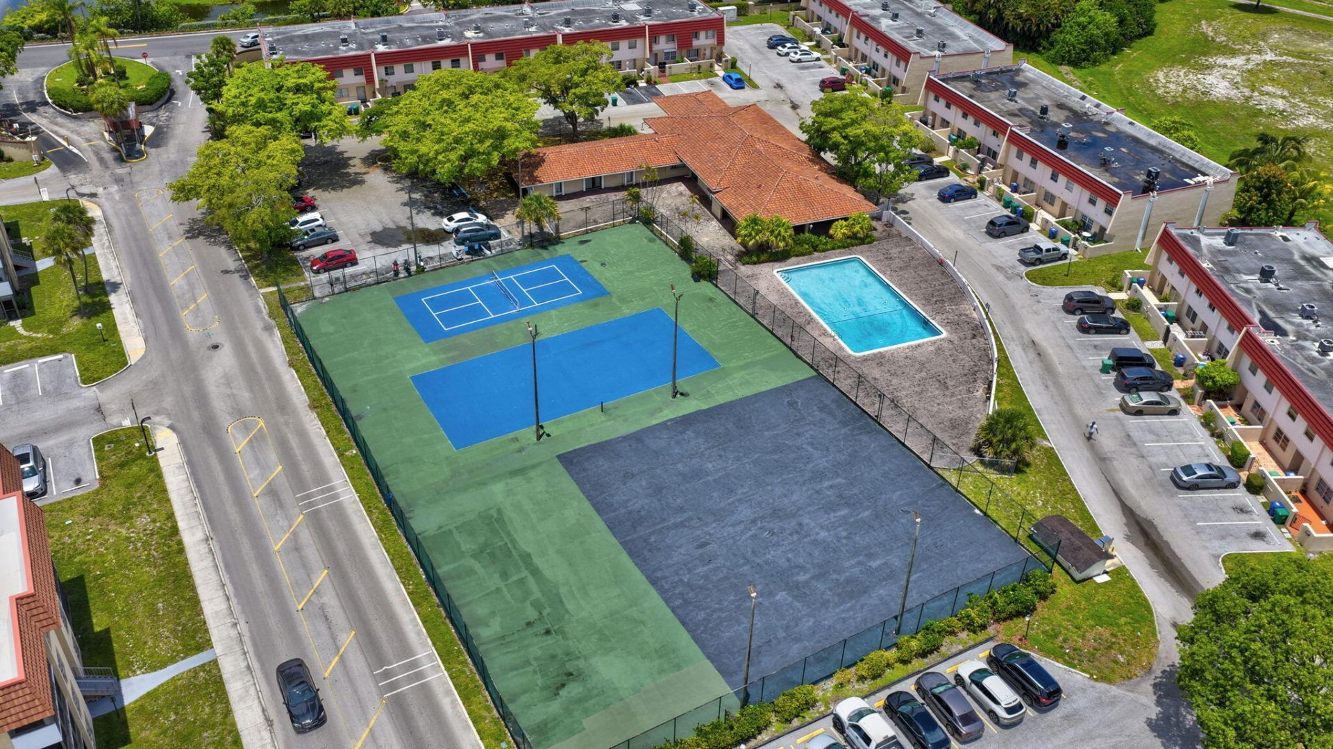 4174 Inverrary Drive, Unit 513, Lauderhill, FL 33319 Photo
