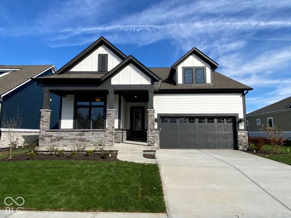 8842 Earhart Lane, Zionsville, IN 46077