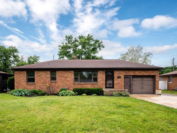 203 N HAWTHORNE Avenue, East Peoria, IL 61611