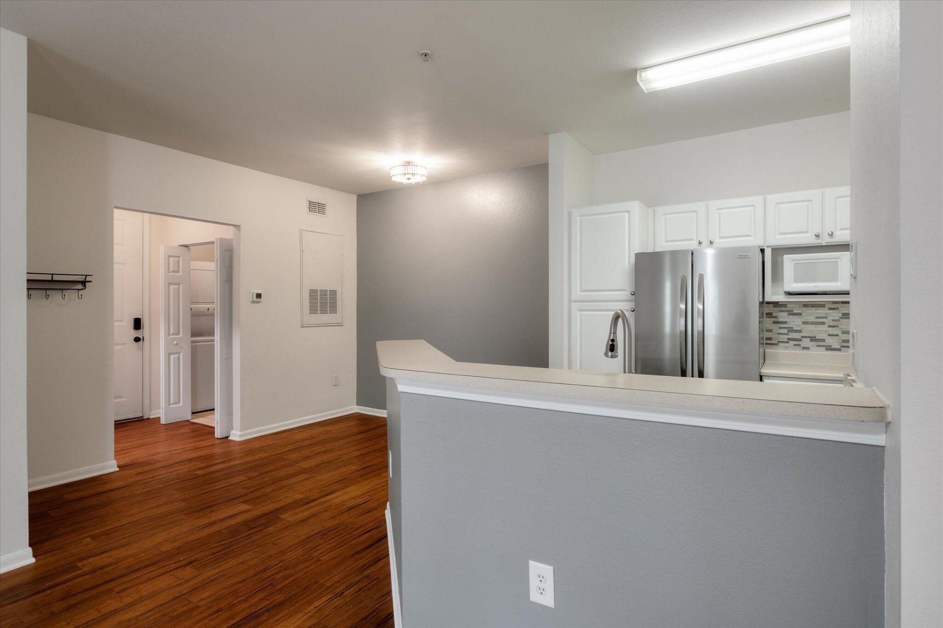 60 Fenwick Hall Alley Photo 15