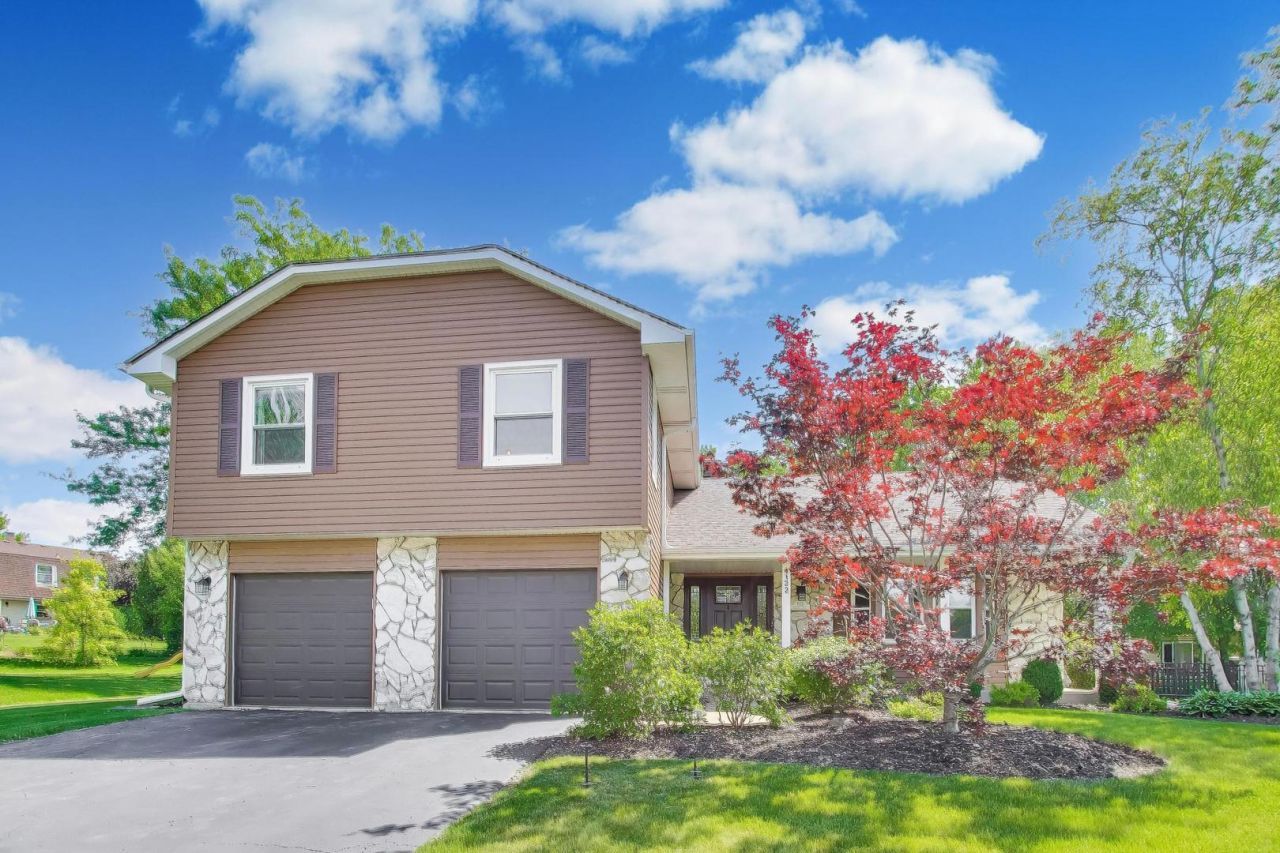 4122 Crimson Drive, Hoffman Estates, IL 60192 Main Photo