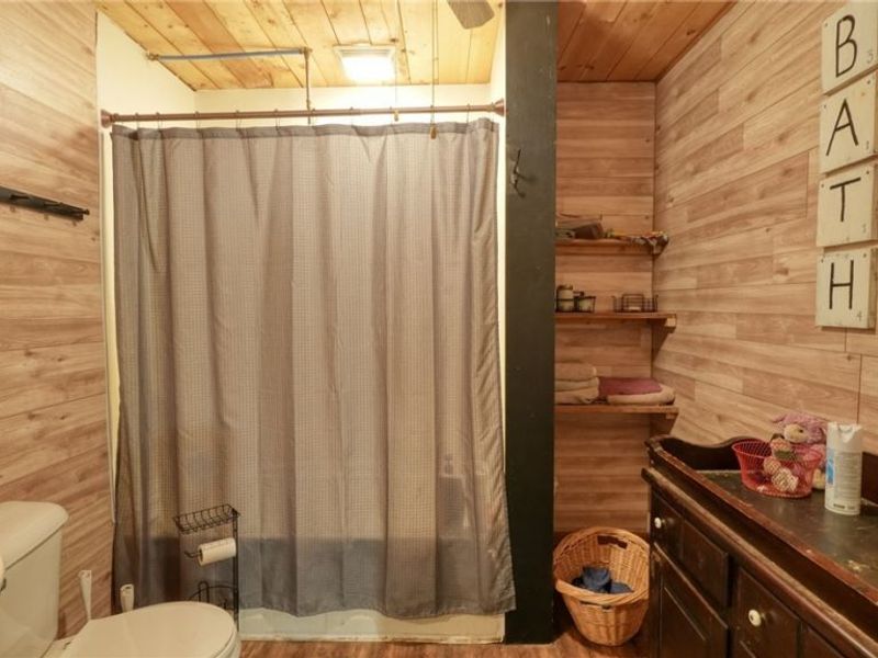 70535 Hopewell Road , Cambridge, OH 43725 Photo 26