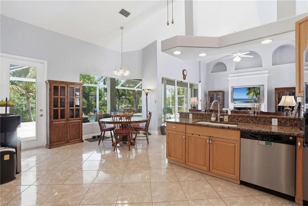 219 Gleason Pkwy, Cape Coral, FL 33914 Photo