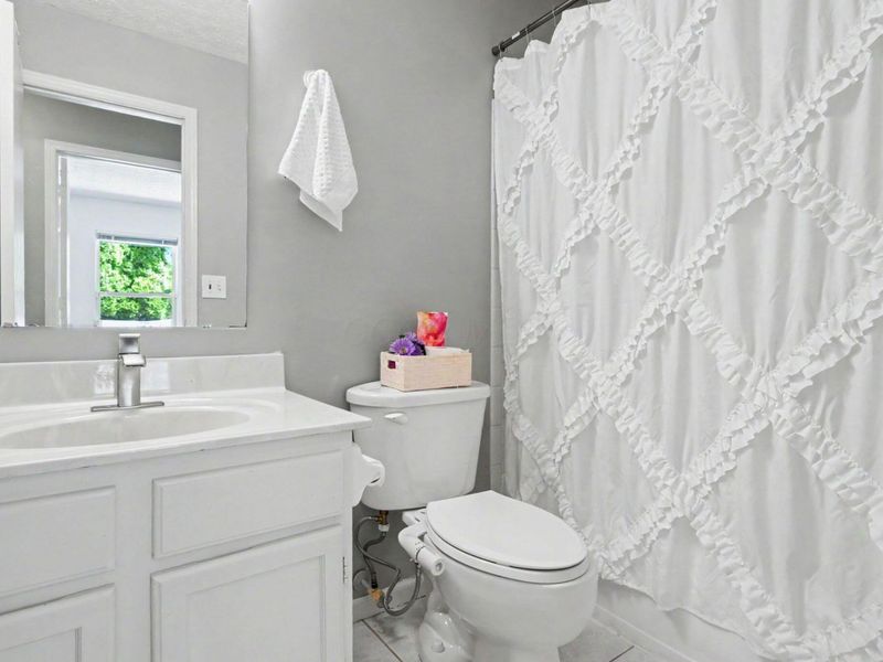 9074 Longstone Drive, Lewis Center, OH 43035 Photo 15