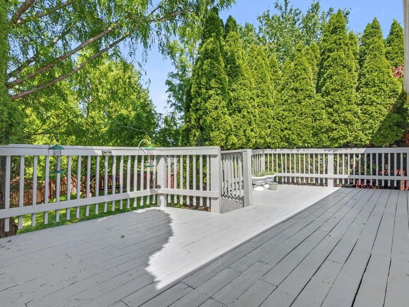 9074 Longstone Drive, Lewis Center, OH 43035 Photo 18