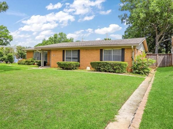 429 W Lamberth Road, Sherman, TX 75092