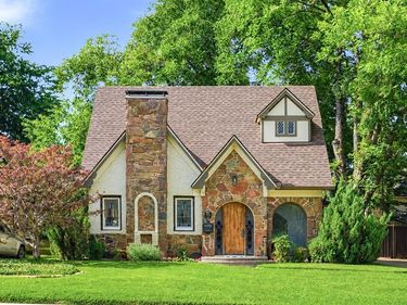5535 McCommas Boulevard, Dallas, TX 75206