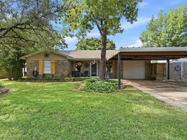 1508 Avenue D, Graham, TX 76450