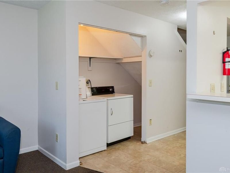 978 Irving Avenue, Dayton, OH 45419 Photo 11