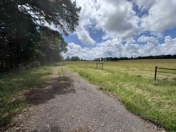 1304 Orchard Road , Shirley, AR 72031