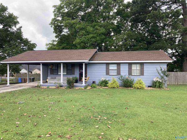 1311 SW Elizabeth Drive SW, Hartselle, AL 35640
