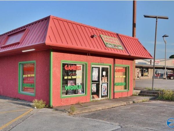 2320 Memorial Parkway North, Huntsville, AL 35810