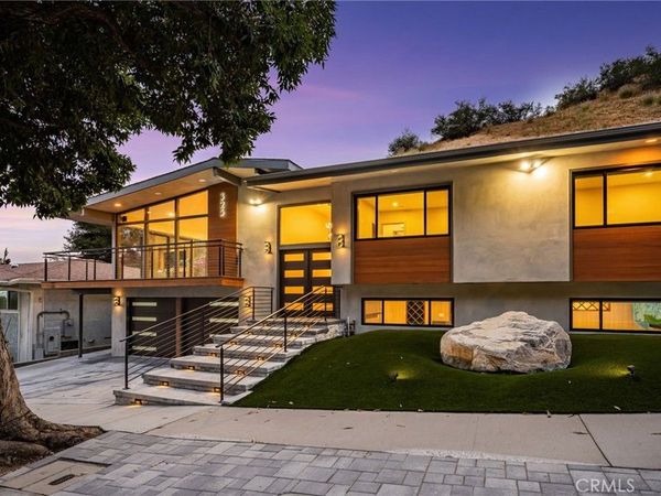 325 N Madison Avenue, Monrovia, CA 91016