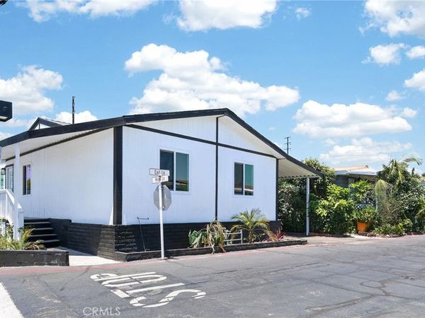 215 S Sullivan Street, Unit 220, Santa Ana, CA 92704