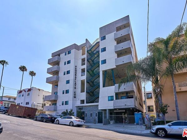 1047 Fedora Street, Unit 602, Los Angeles, CA 90006