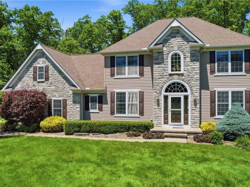 8255 Hemingway Lane , Concord Township, OH 44060 Photo 2