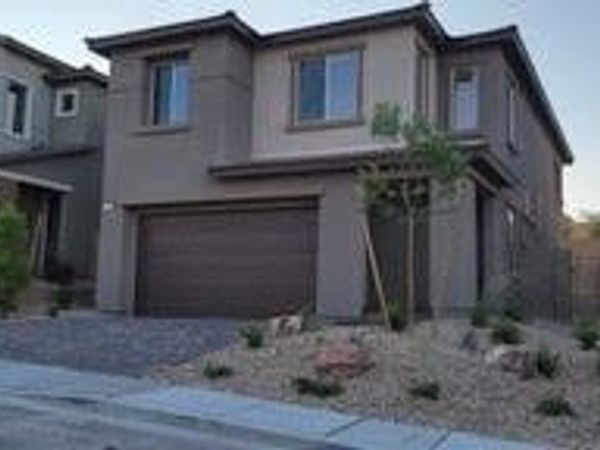 12348 Harbor Isle Avenue , Las Vegas, NV 89138