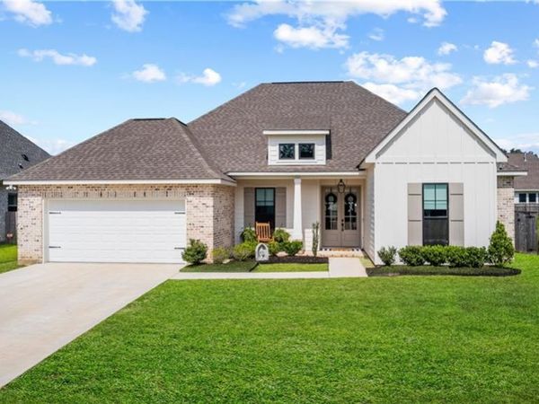 2017 WHITE DOVE Drive , Madisonville, LA 70447