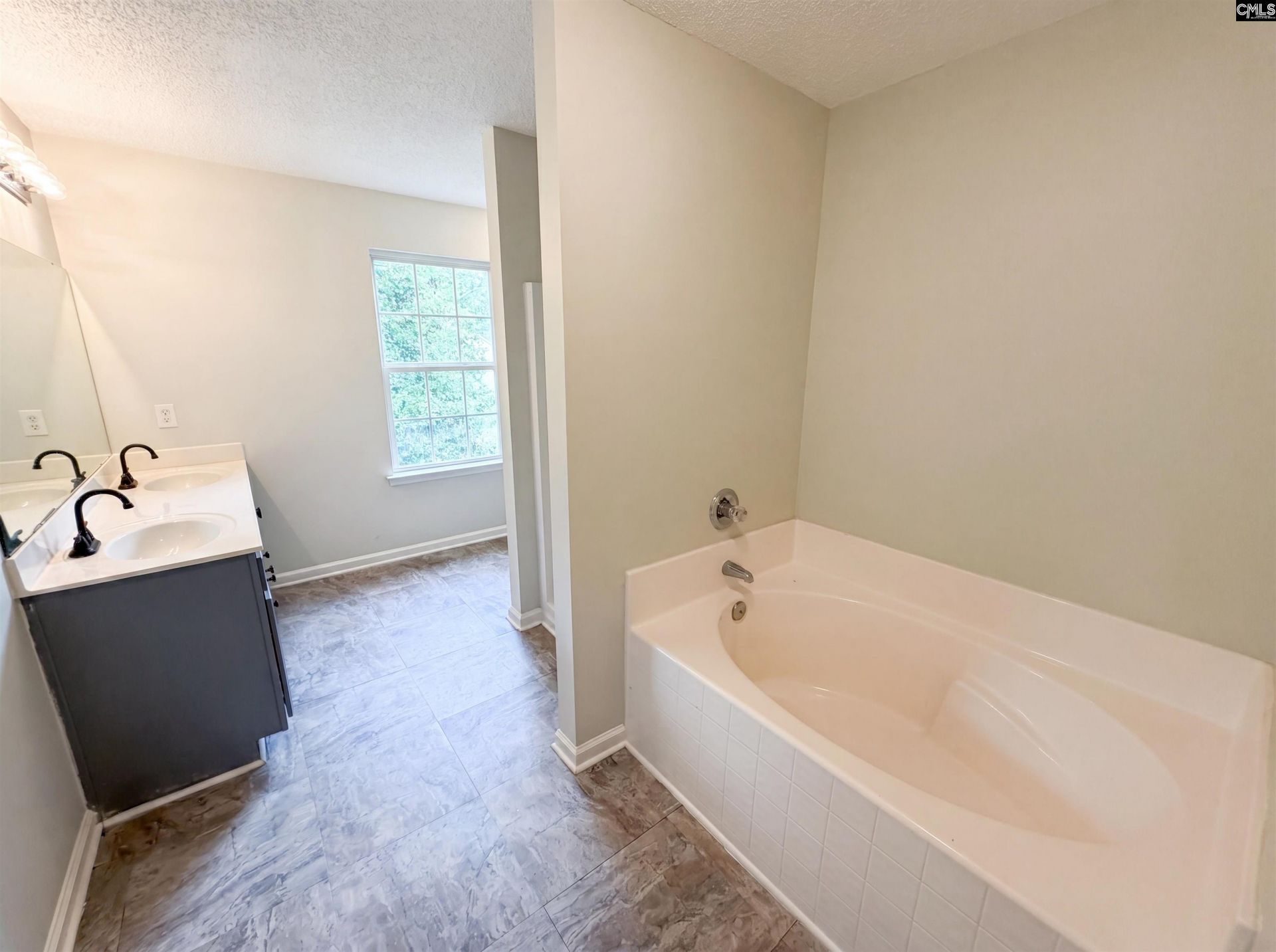 149 Smallwood Drive  Photo 16