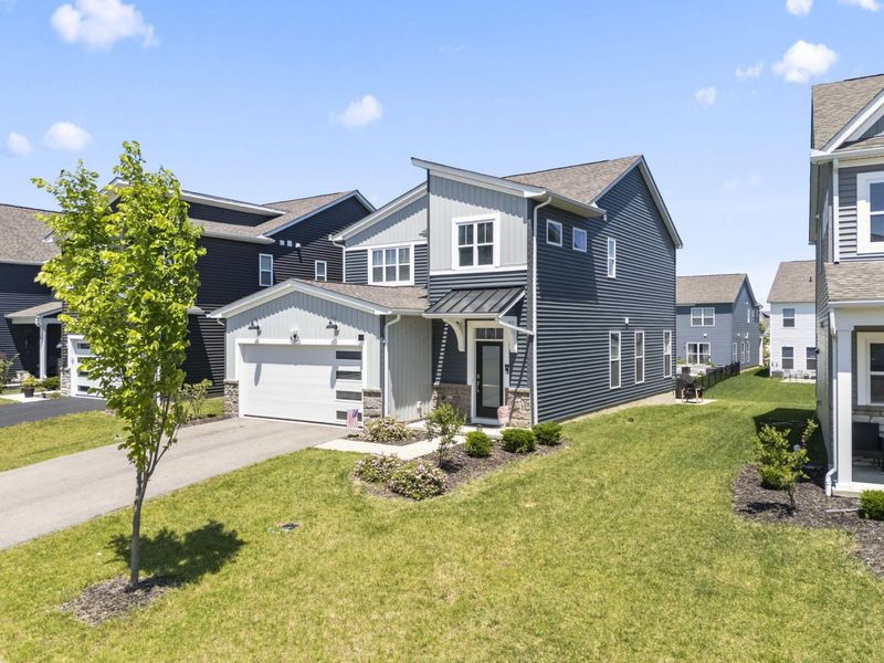 7312 Celebration Drive, Powell, OH 43065 Photo 3
