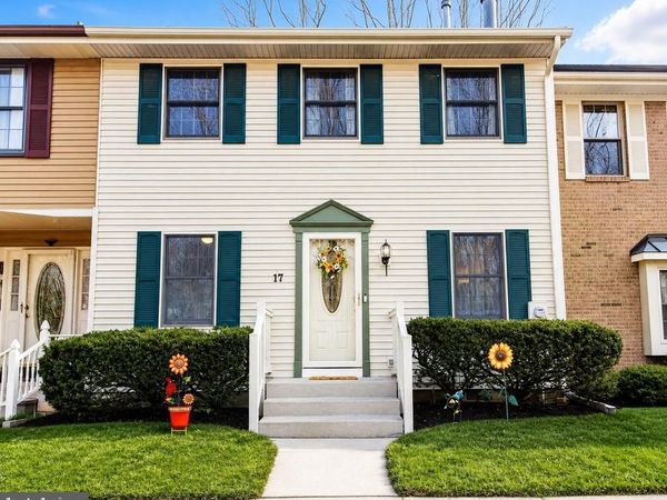 17 FAWNHOLLOW COURT, MEDFORD, NJ 08055