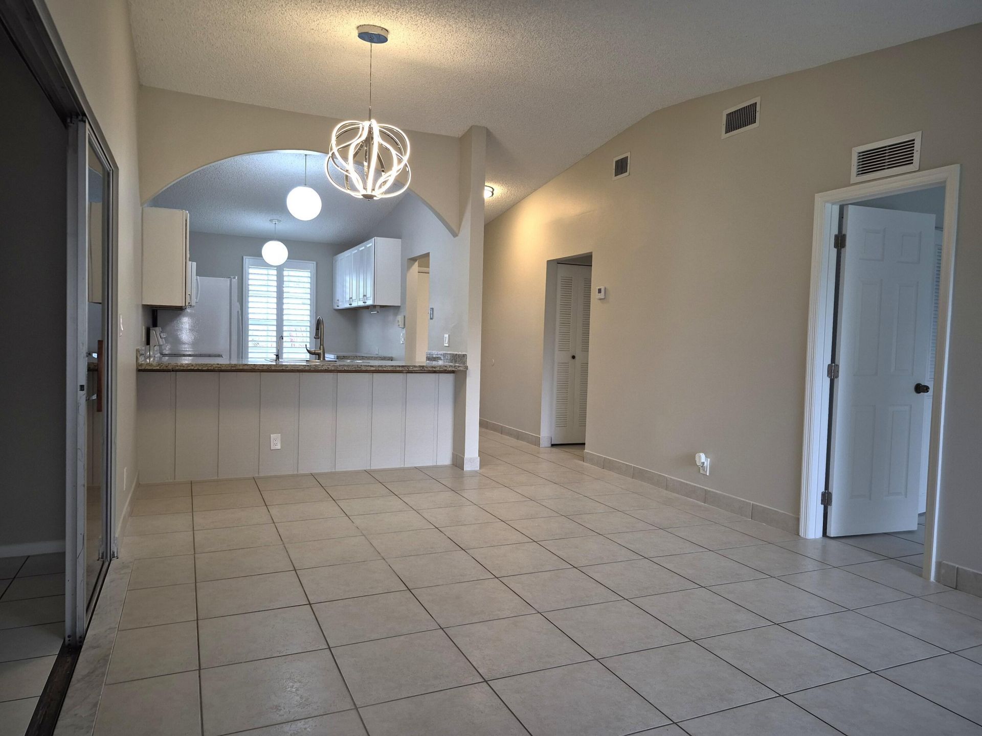 5510 S Lakewood Cir Circle S, Unit C, Margate, FL 33063 Photo