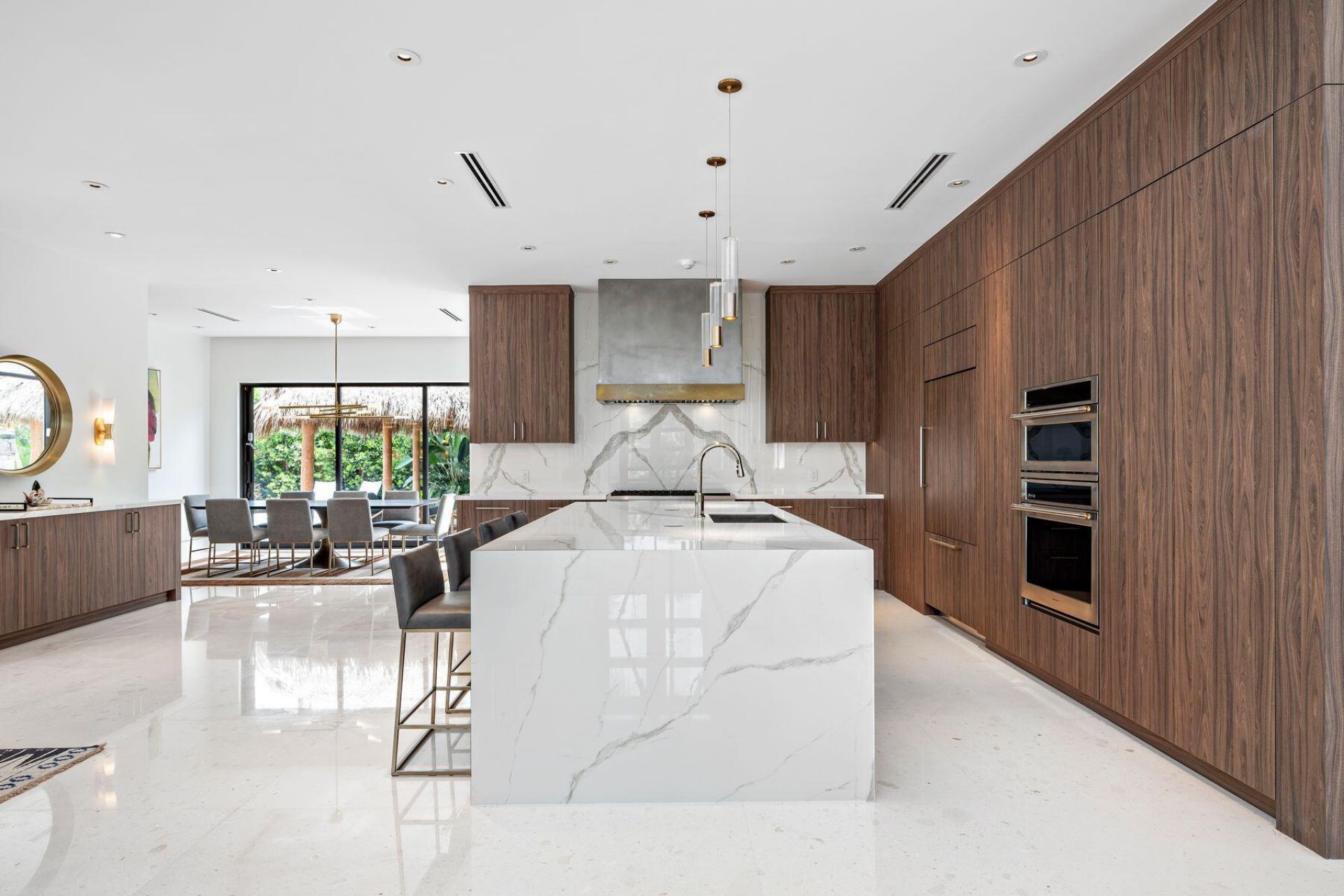 135 Churchill Road, West Palm Beach, FL 33405 Photo