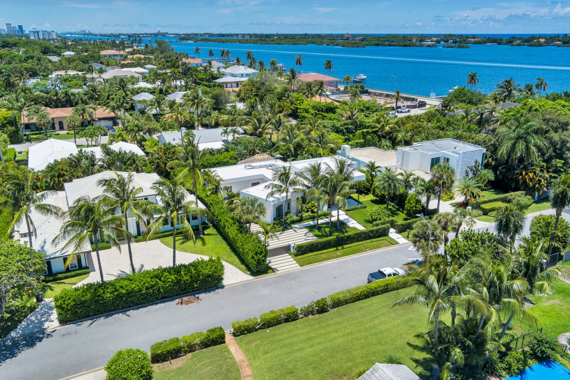 135 Churchill Road, West Palm Beach, FL 33405 Photo