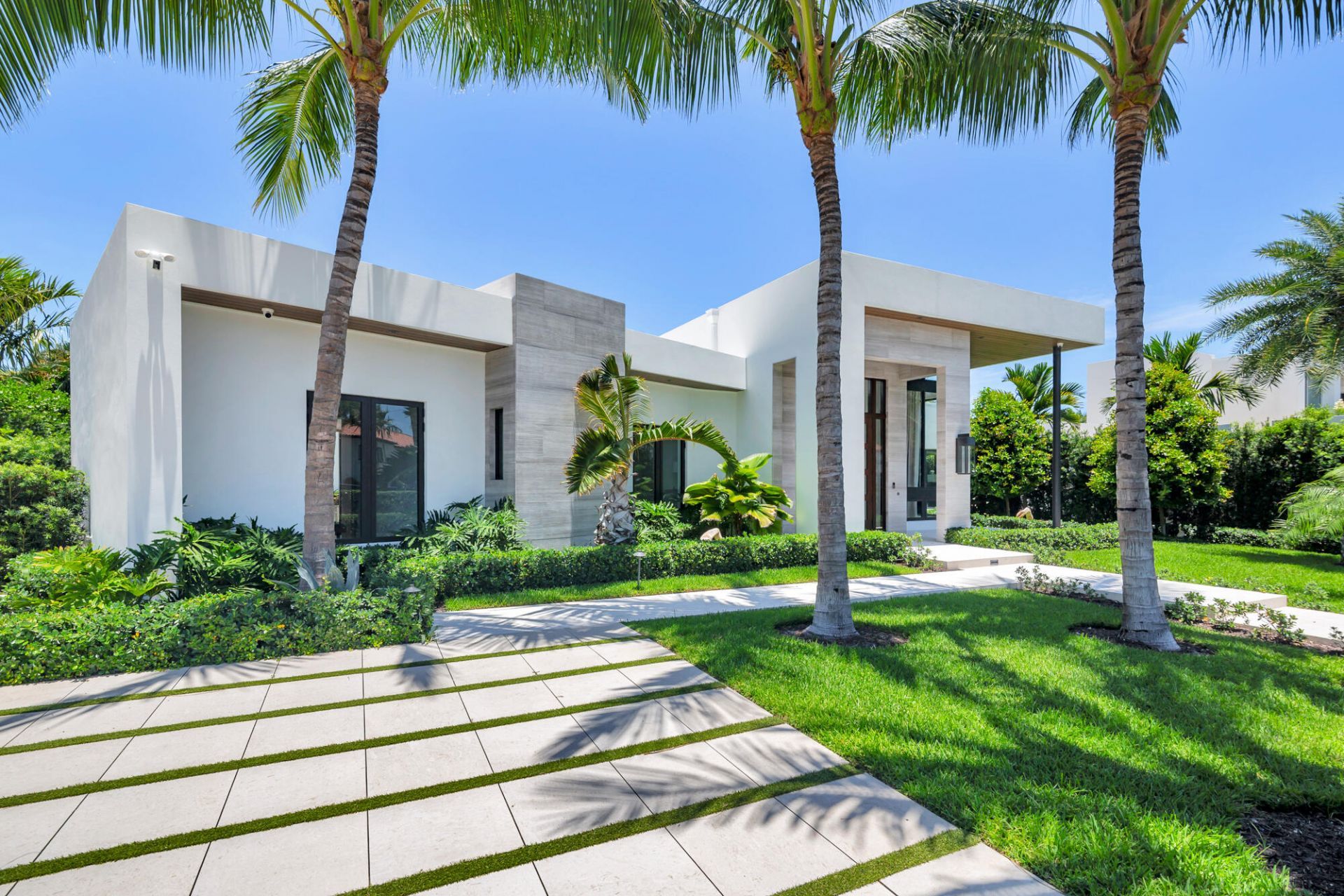 135 Churchill Road, West Palm Beach, FL 33405 Photo
