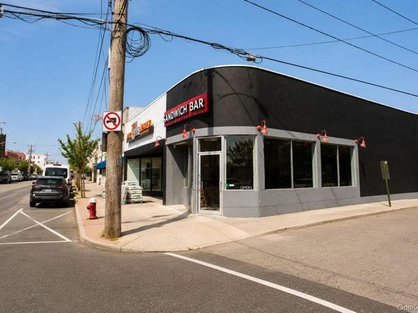 346 Central Avenue, Lawrence, NY 11559