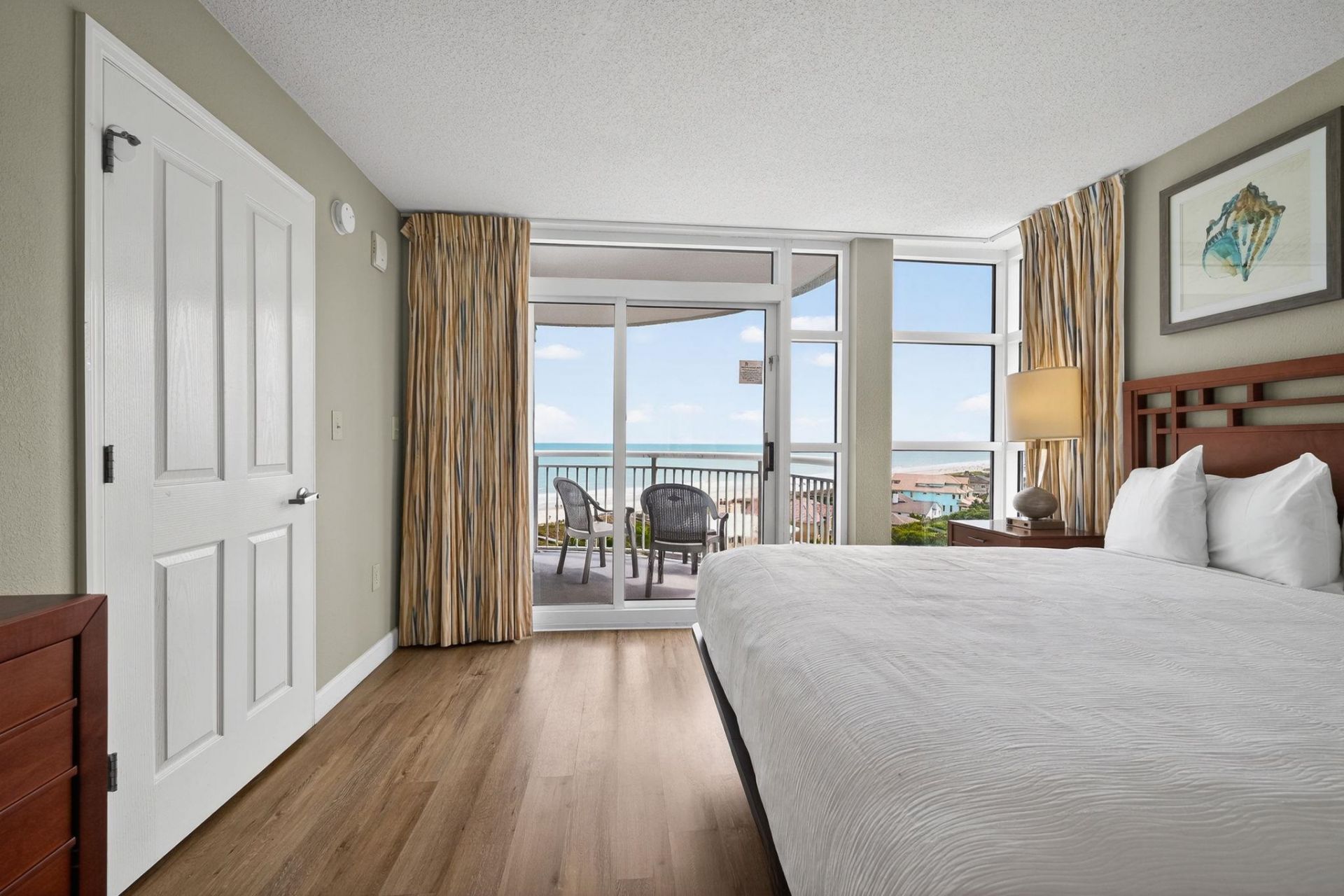 5200 N Ocean Blvd.  Photo 40