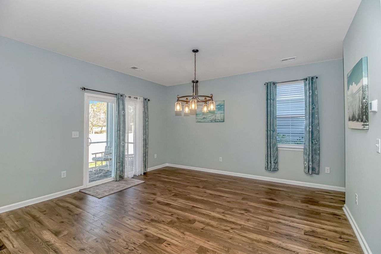 228 Pin Oak Dr. Photo 14