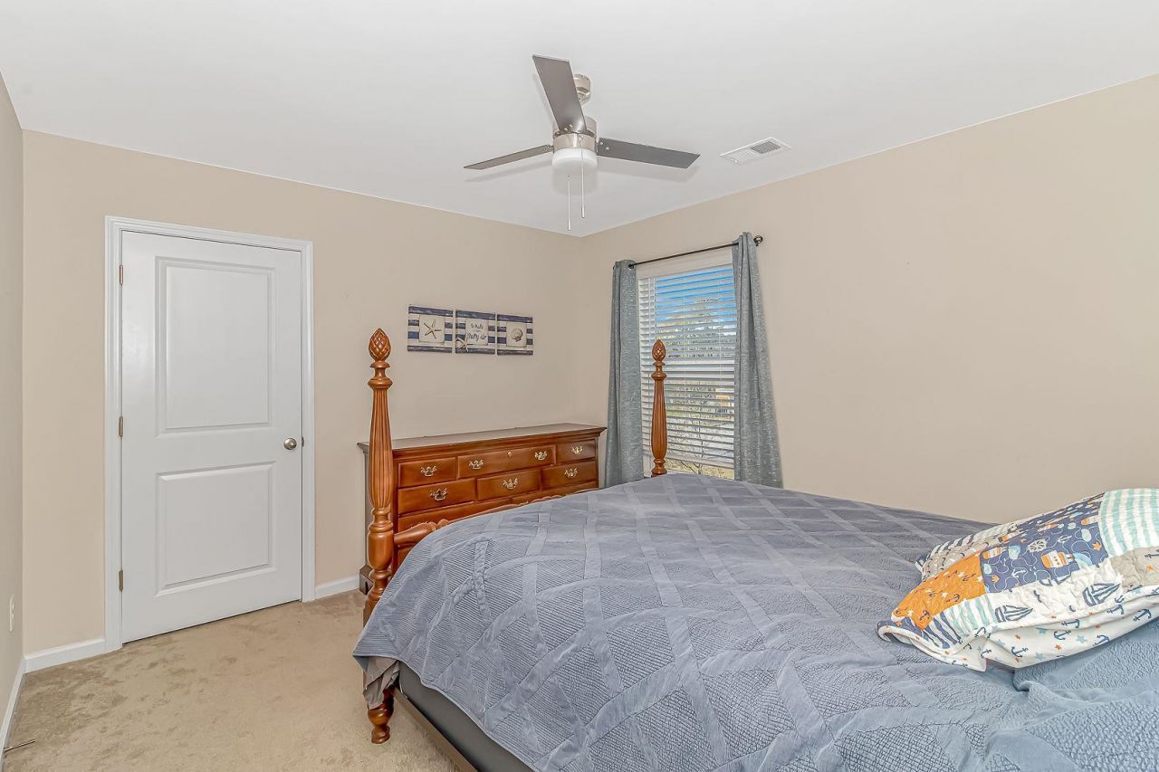 228 Pin Oak Dr. Photo 30