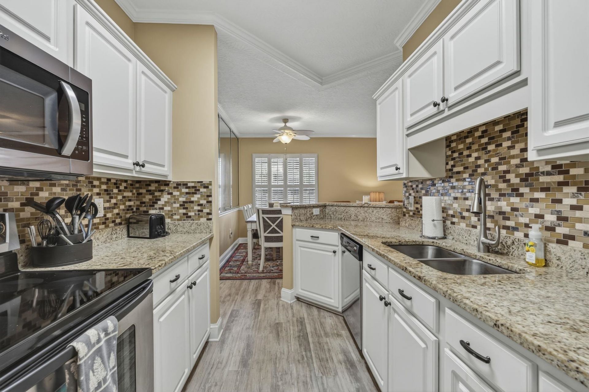 876 Palmetto Trail  Photo 11
