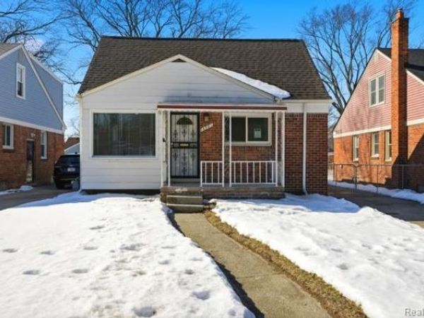 14581 Chatham Street, Detroit, MI 48223