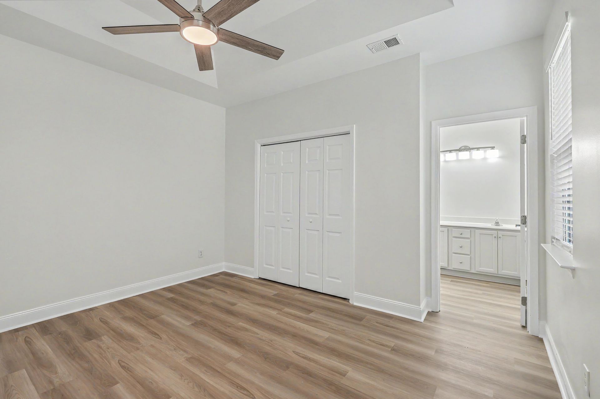 1229 Laurel Park Trail Photo 12