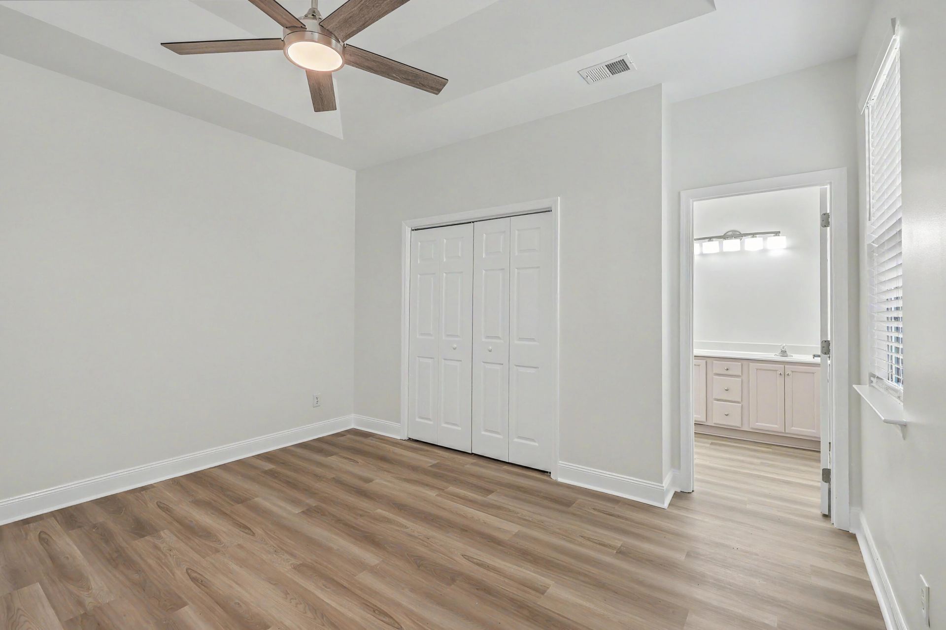 1229 Laurel Park Trail Photo 14