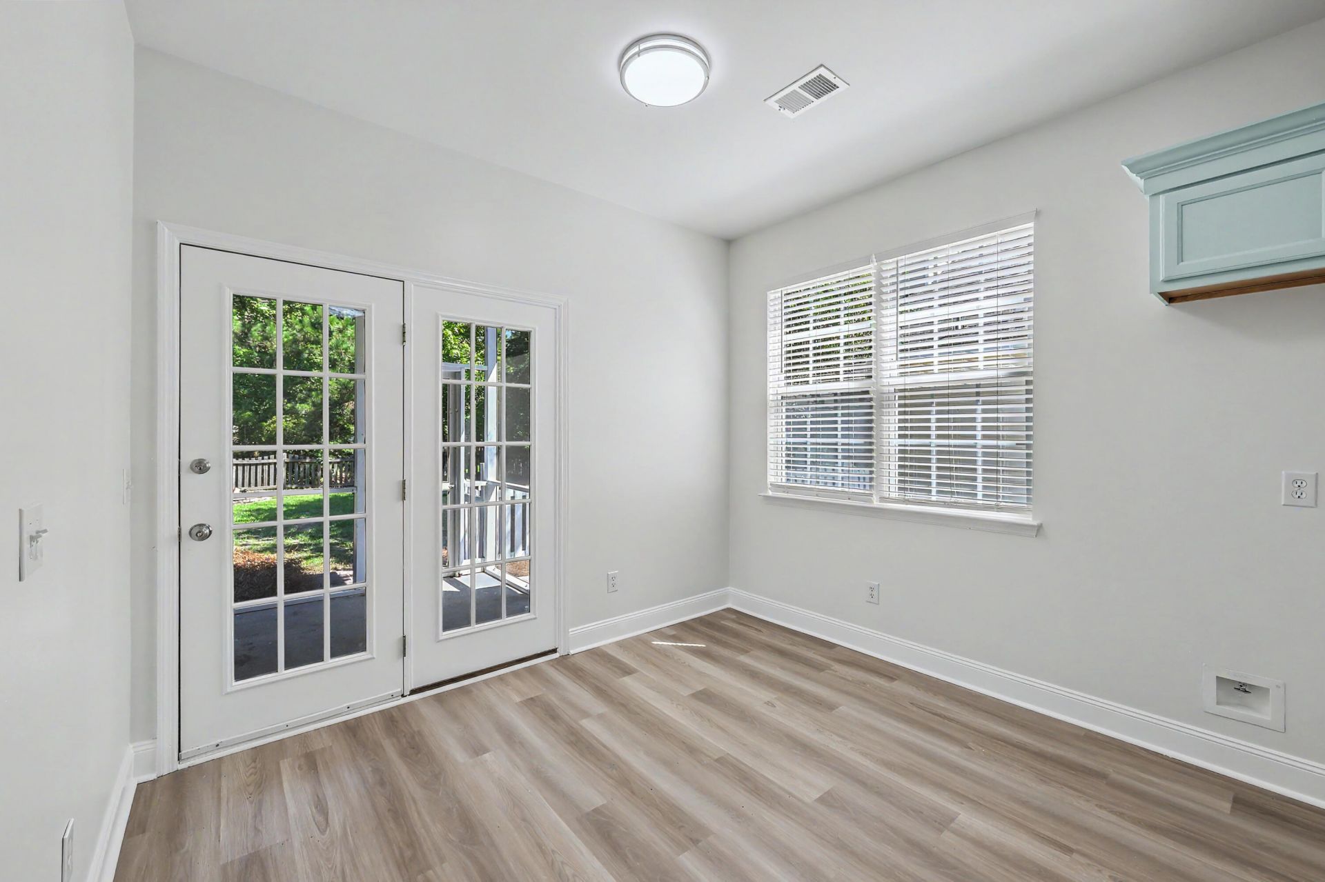 1229 Laurel Park Trail Photo 18