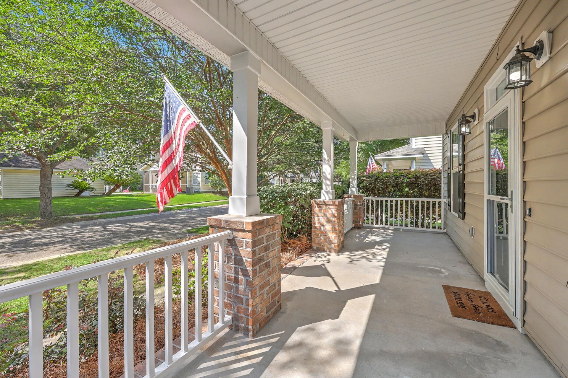 1229 Laurel Park Trail Photo 3