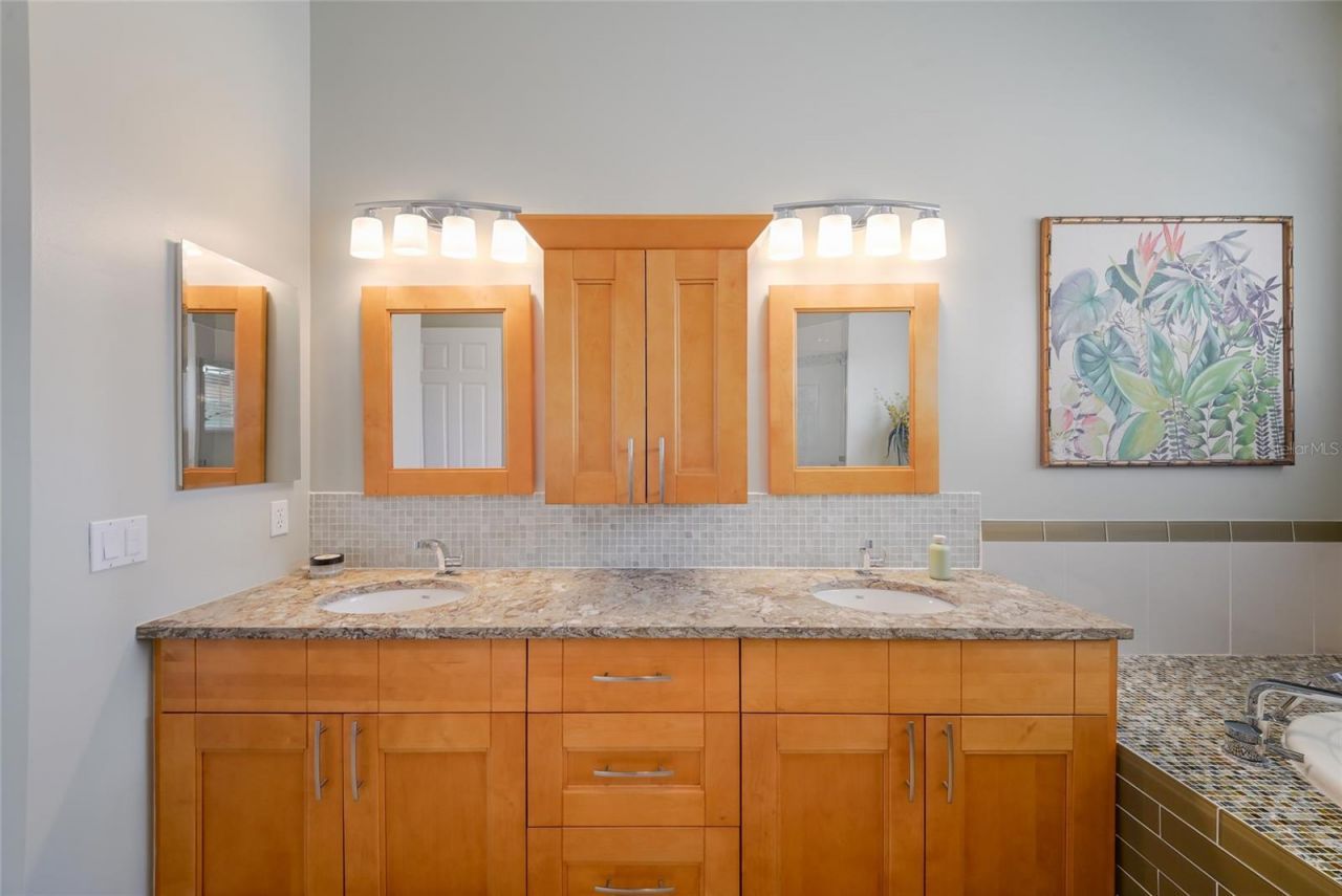 6435 Moorings Point Circle , Unit 201, Lakewood Ranch, FL 34202 Photo