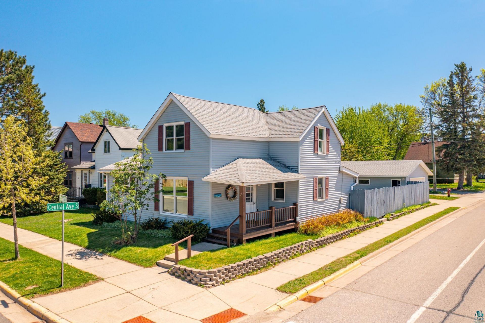 2 E Conan St, Ely, MN 55731 Main Photo