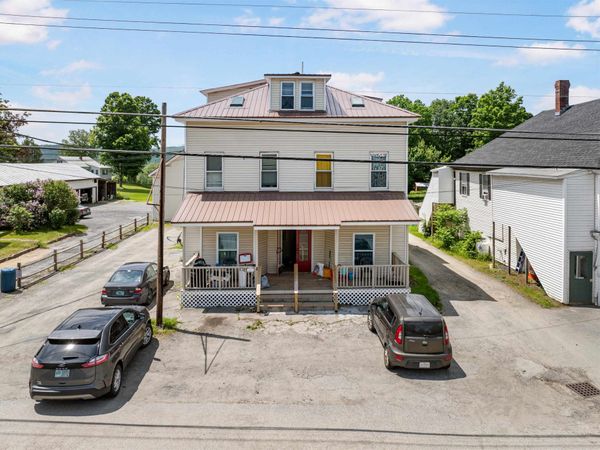 2733 Dartmouth College Highway, Unit 11, Haverhill, NH 03774