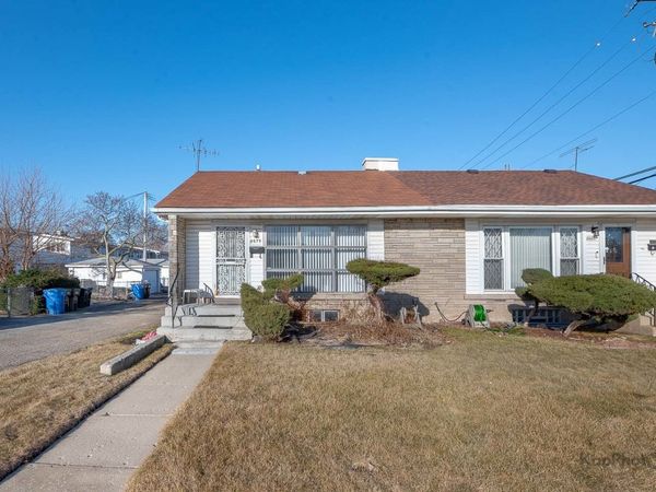 8670 S Kimbark Avenue , Chicago, IL 60619