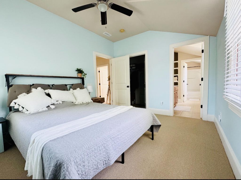 102 Wrigley Boulevard Photo 14