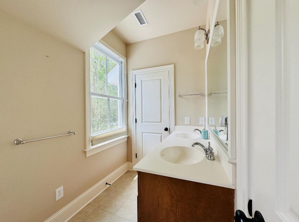 102 Wrigley Boulevard Photo 17