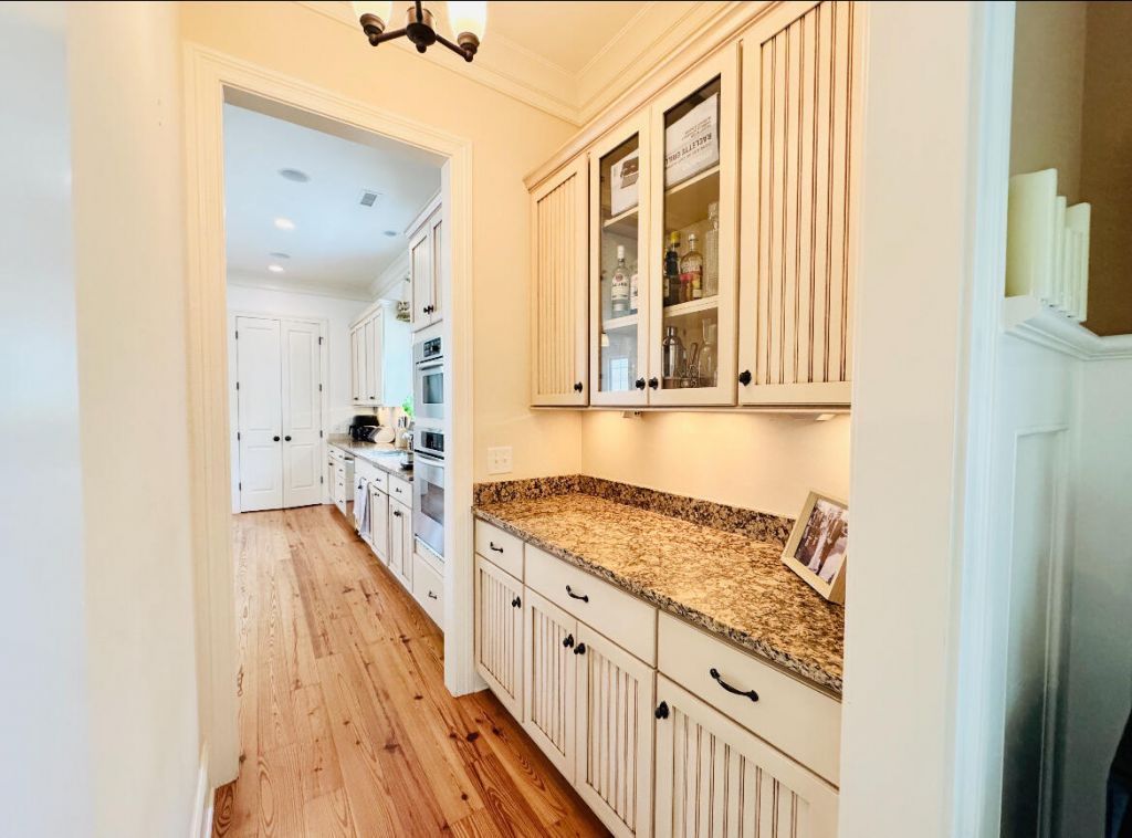 102 Wrigley Boulevard Photo 5