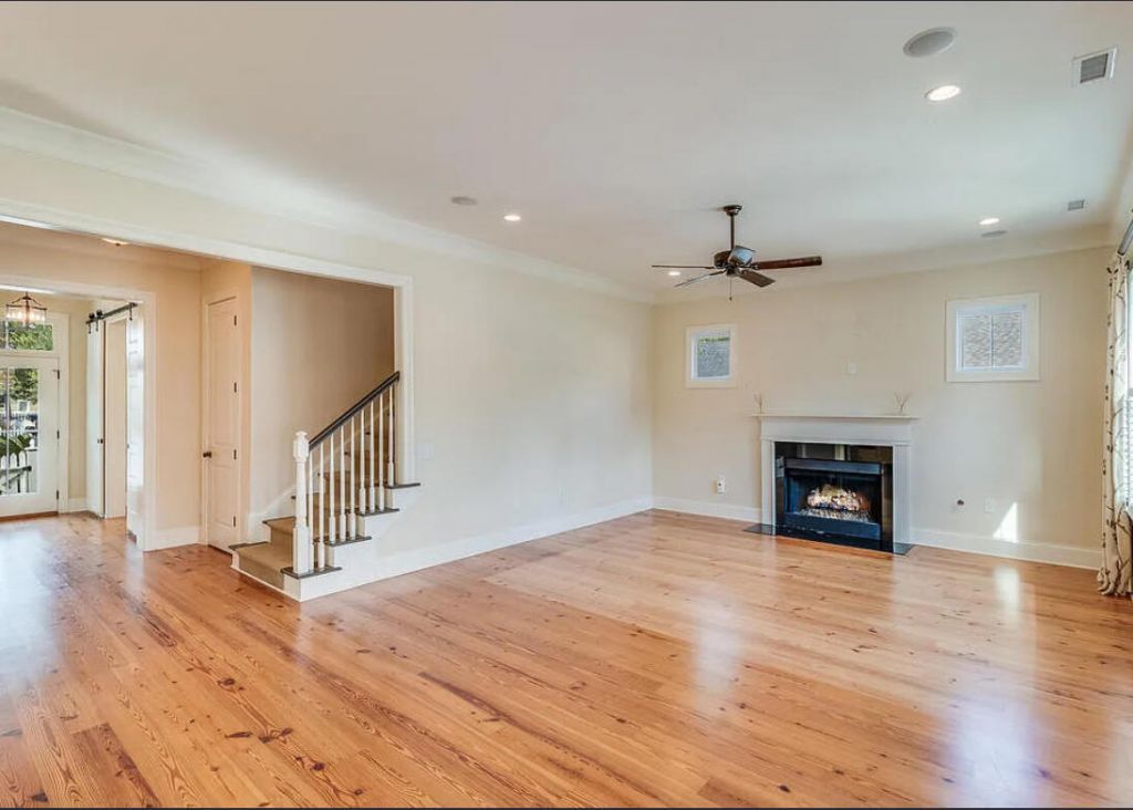 102 Wrigley Boulevard Photo 8